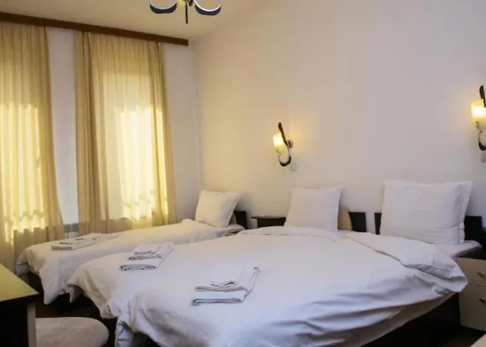 فندق Златоград 3*