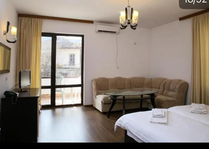 Златоград فندق